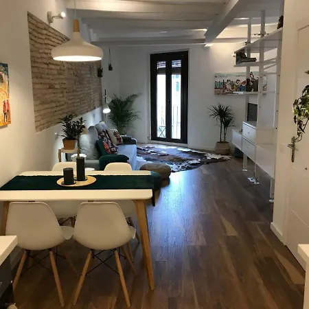 Apartment Lovely At Circus